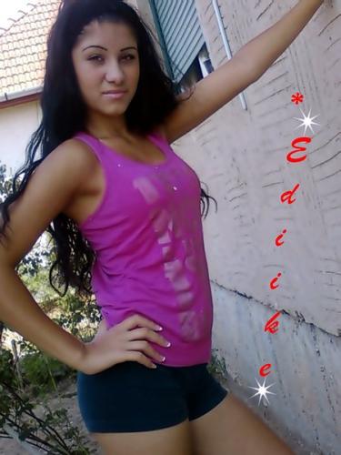 The photo was inserted by the model on the portal of the Czech Modelky s.r.o.