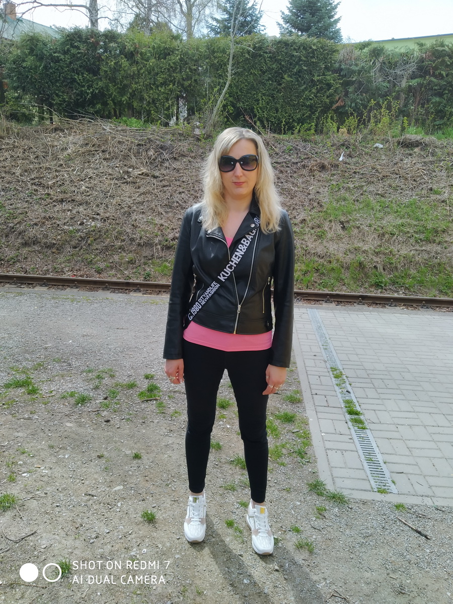 Model Image