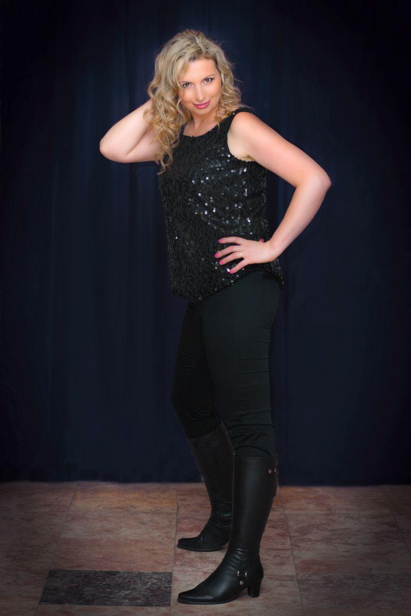 Model Image