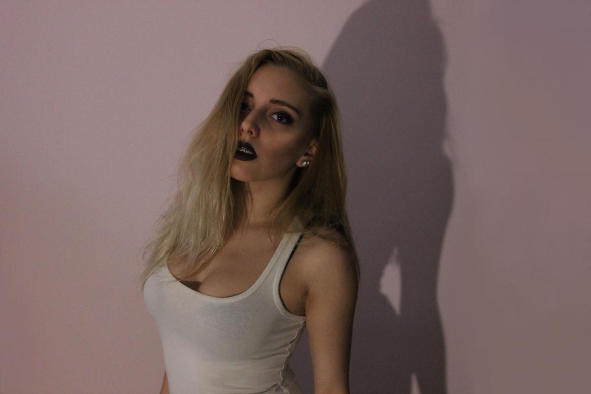 Model Image