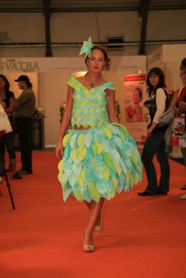Módní přehlídka BonExpo papirove modely