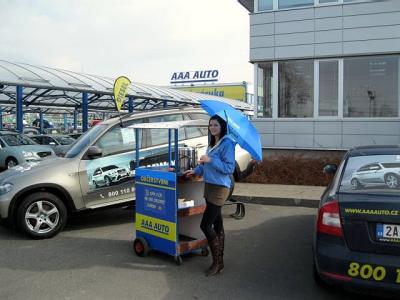 Zajištění hostesky pro AAA AUTO