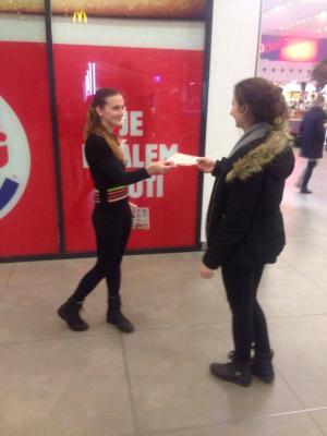 Hosteska Burger King Ostrava