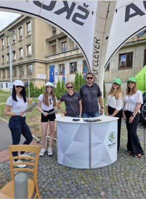 Zajistili jsme hostesky pro Škoda auto