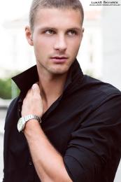 model/145/563980_315173465243816_920437238_n.jpg