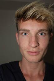 model/81/IMG_9993.JPG