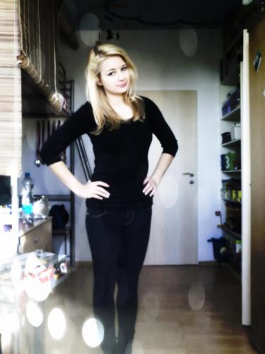 A fényképet a modell helyezte be a cseh Modelky s.r.o portáljára.