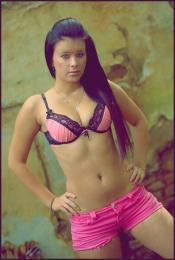 modelky/19567/426232_281543528627085_519335882_n.jpg