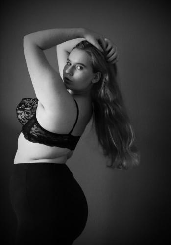 Fotografii vložila modelka na portál České Modelky ::www.ceskemodelky.cz::