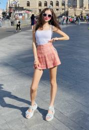 modelky/28073/!cid_1799d3fec41dc3eca2d1.jpg