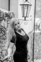 modelky/28375/2021113003402-3.jpg