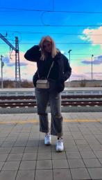 modelky/28496/4C87E4DA-E4B9-4188-BB5C-9846E2B4BECF.jpeg