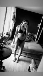 modelky/28541/274914930_494436425543008_4566945593648685662_n.jpg