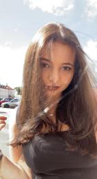 modelky/28648/40B6B3DE-C3D8-4037-8B23-A9D097ED3739.jpeg