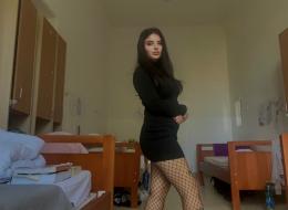 modelky/28724/3D4E5E7B-8A24-4D8A-AF56-CE42EBFAEB0A.jpeg