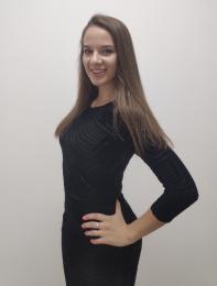 modelky/28856/57029604-C8BA-4E6D-B46B-A29E5D23F3EF.jpeg