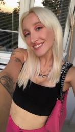 modelky/29129/0BB04272-0D74-4487-B201-18DF1C1F49E4.jpeg