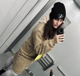 modelky/29297/87C57739-52F2-497F-86E7-548CED5D4432.jpeg