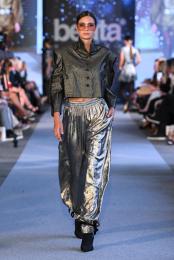 modelky/30516/56828550-FFF1-4779-ACCA-4CCE81DF71EE.jpeg