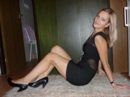 modelky/9314/Sleepover (19).JPG