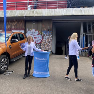 Zajistili jsme hostesky pro AAA Auto a.s.,Oktagon Praha