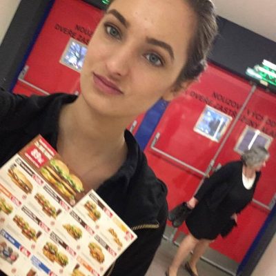 Hosteska Burger King Letňany
