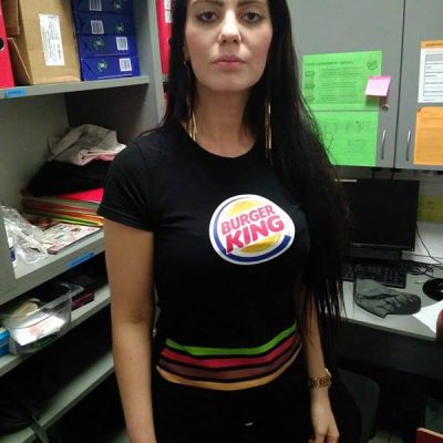 Hosteska Burger King Harfa