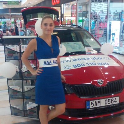 Hosteska pro AAA AUTO v Koline