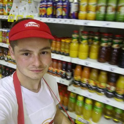 Promotérky na ochutnávku pečiva Penam Hradec Králové