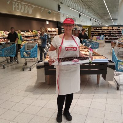 Promotérky na ochutnávku pečiva Penam Vestec u Prahy