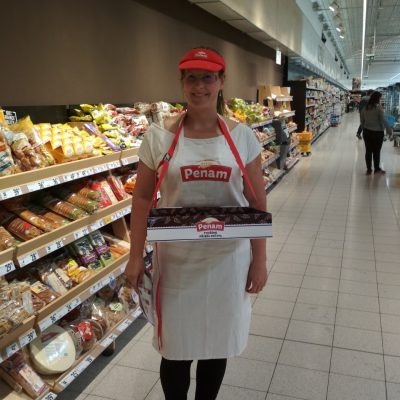 Promotérky na ochutnávku pečiva Penam Vestec u Prahy