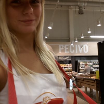 Promotérky na ochutnávku pečiva Penam Litomerice