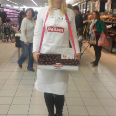 Promotérky na ochutnávku pečiva Penam Krone Praha 1
