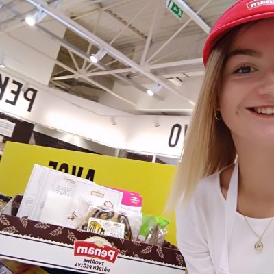 Promotérky na ochutnávku pečiva Penam Jindrichuv Hradec