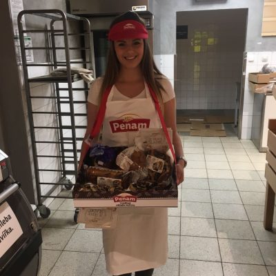 Promotérky na ochutnávku pečiva Penam Vodňany