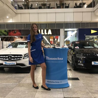 Zajistili jsme hostesky pro Autocentrum AAA Auto a.s.,Aupark Košice
